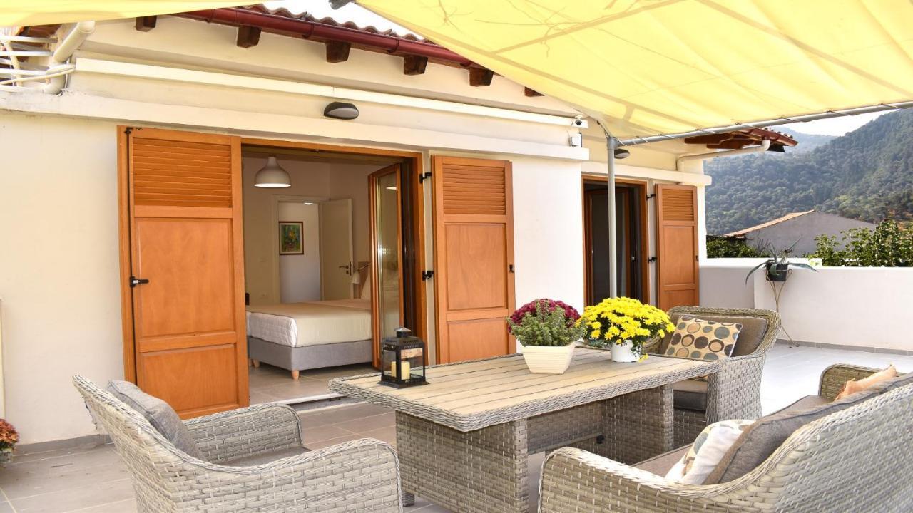 Villa Platanus House Meskla Exterior foto